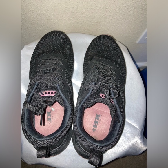 RBX Black and light pink shoes size: 8 - Picture 4 of 7